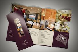 In brochure đẹp, giá rẻ, số lượng ít tại xưởng in nhanh Vĩnh Tú